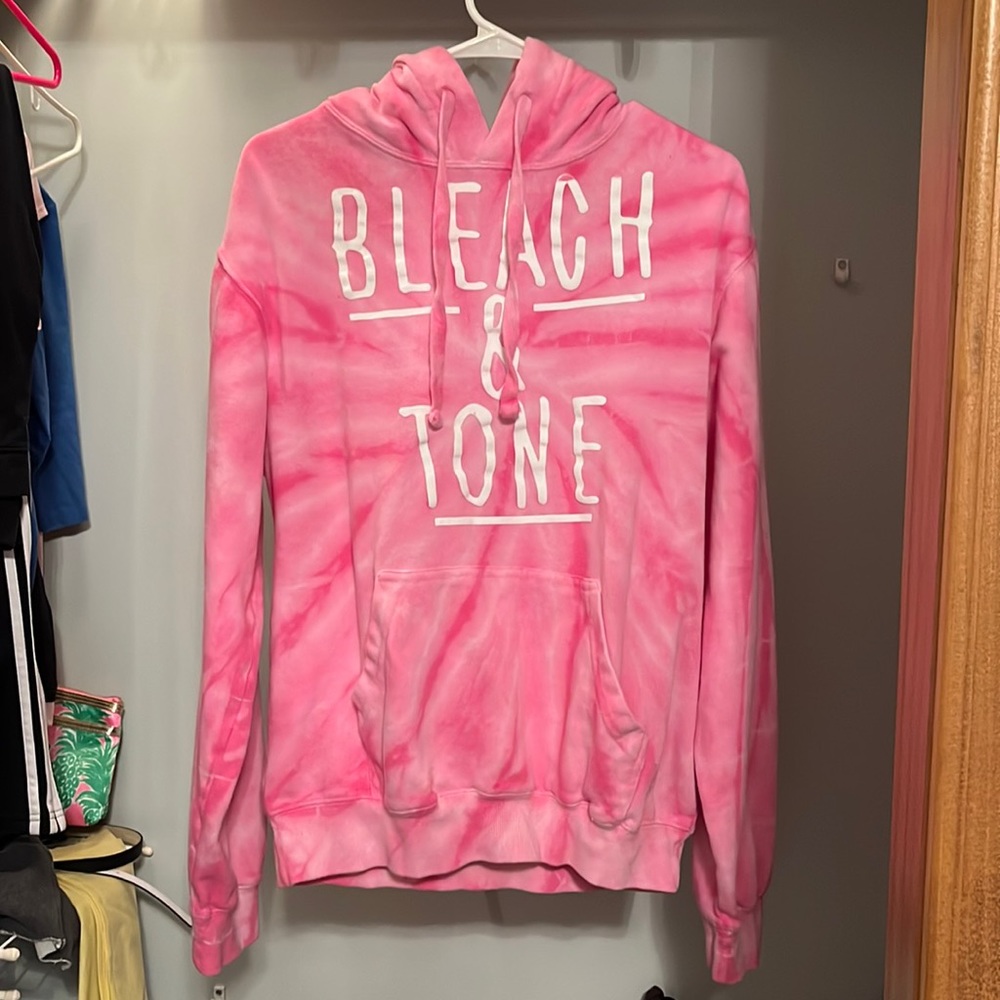 Mint condition bleach & tone Tana Mongeau merch size medium